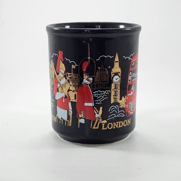 Vintage London Souvenir Mug | Black Red & Metallic Gold Bus, Big Ben & Guardsman - Picture 4 of 9